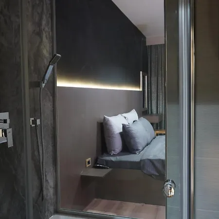 Royal Kate Included 32nd Floor *