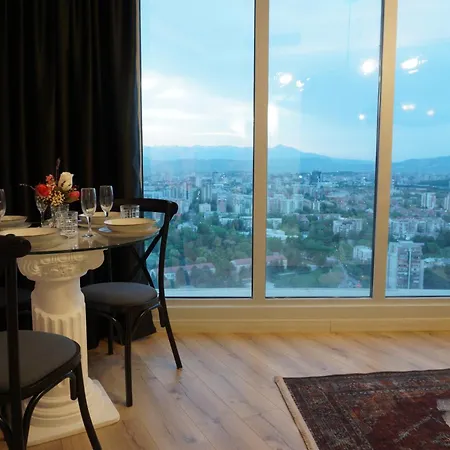 Royal Kate Included 32nd Floor Apartman