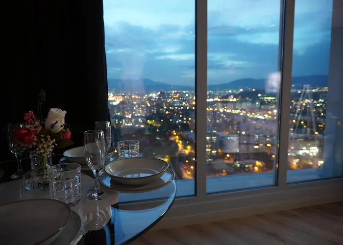Royal Kate Included 32nd Floor Apartment Skopje